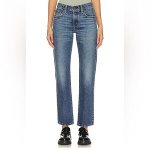 Levi’s premium midi straight size 28
